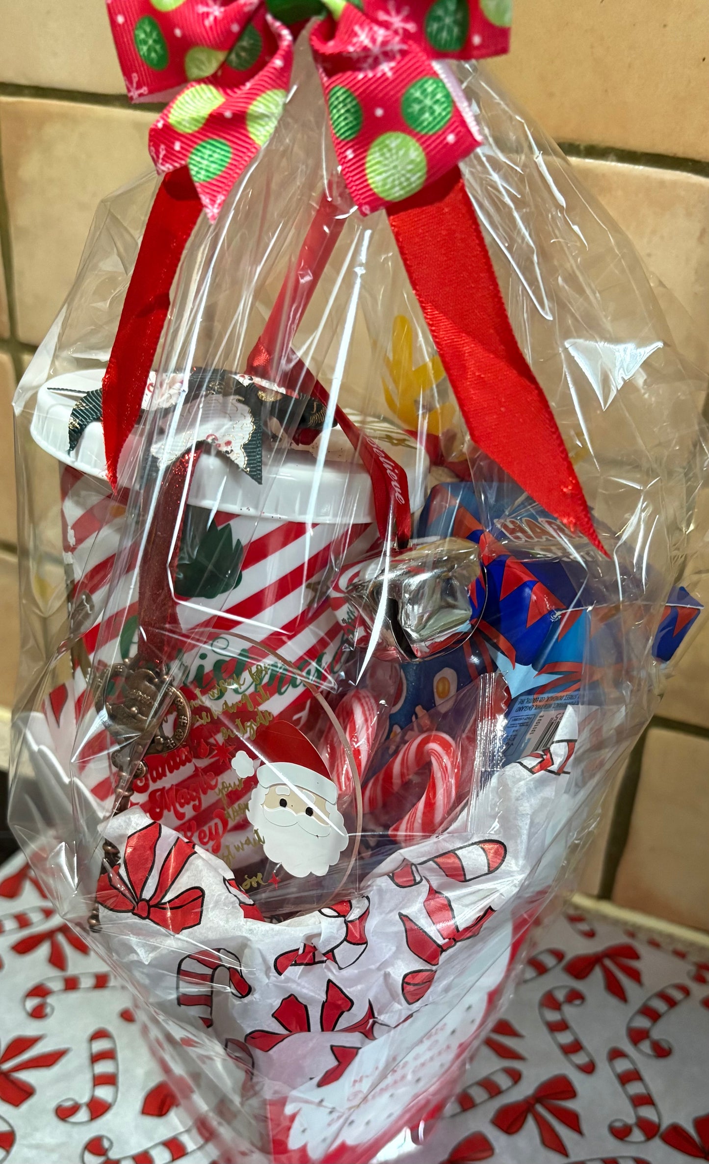 Santa’s Magical treat box.🎅🏻✨