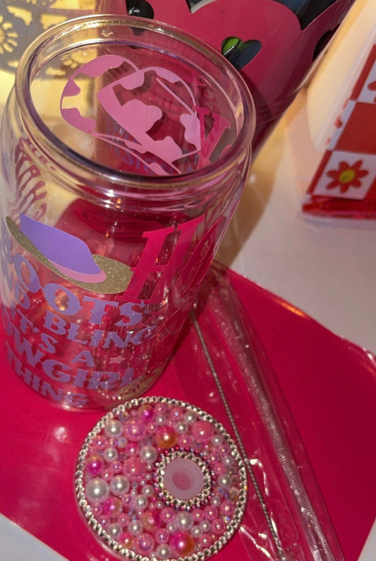🤠✨🩷Boots & Bling it’s a cowgirl thing🤠✨🩷16oz reusable can ￼