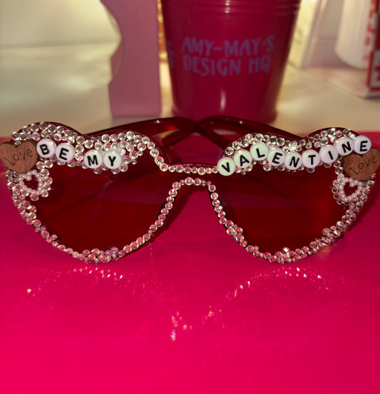Rhinestone Valentine‘s glasses ￼